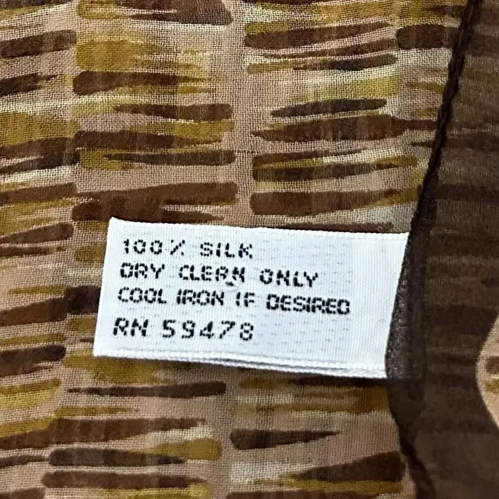 GUC Italca Brown and Tan Patterned 100% Silk Scarf. Size OS.